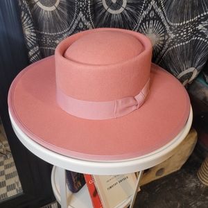 Olive & Pique Bubblegum Pink Wool Hat